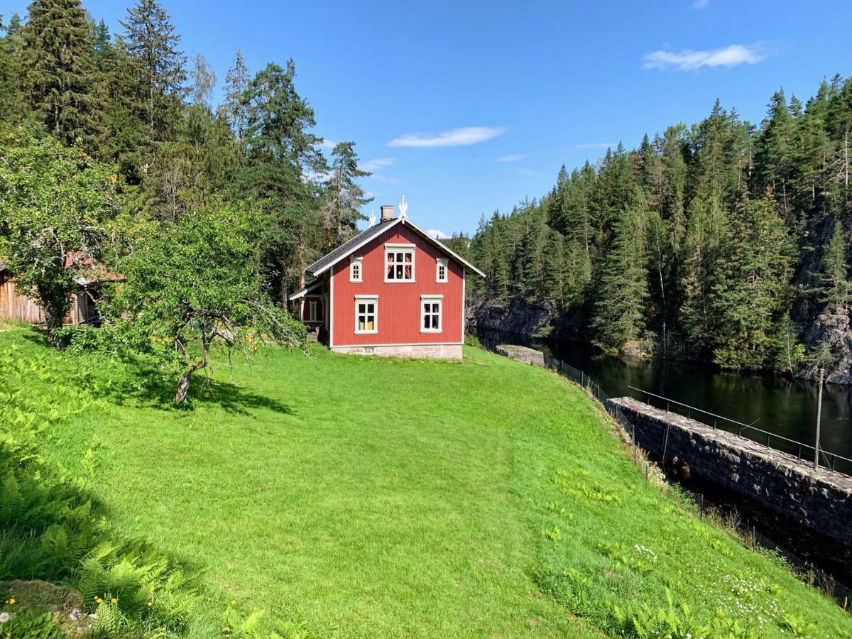 Hotel vrangfoss slusevaktarbolig à Funnemark Extérieur photo